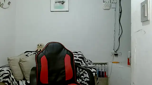 angelamarie1 online show from 3, 2, 2026