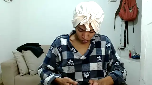 angelamarie1 online show from 2, 12, 2025