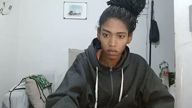 Snapshot of angelamarie1 chatting on 10, 7, 2026 angelamarie1 online show from 10, 7, 2026