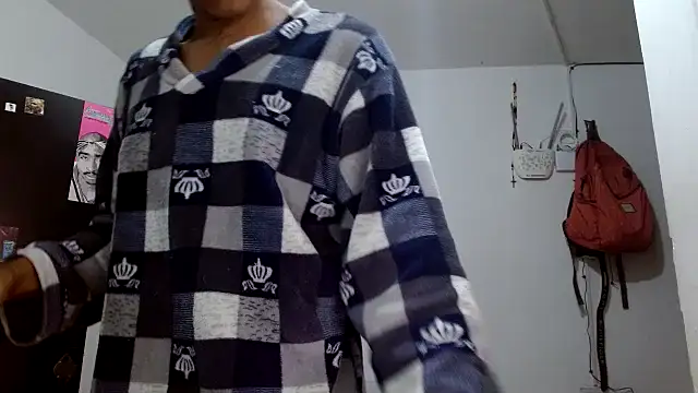 Snapshot of angelamarie1 chatting on 9, 11, 2025 angelamarie1 online show from 9, 11, 2025