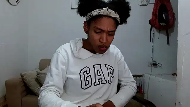 angelamarie1 online show from 18, 2, 2026