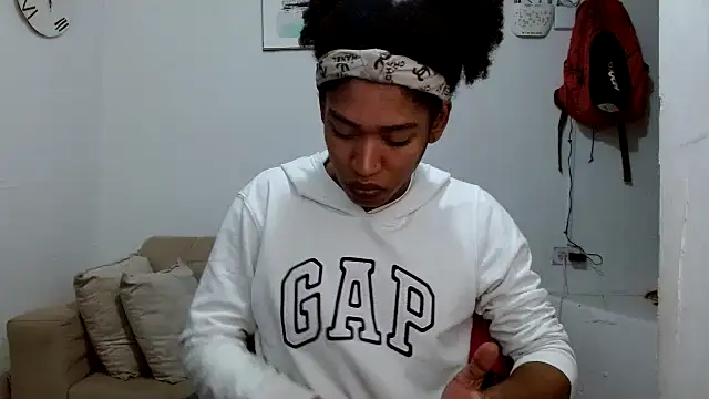 angelamarie1 online show from 20, 2, 2026