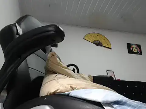 pamelabigcock69 online show from 15, 4, 2026