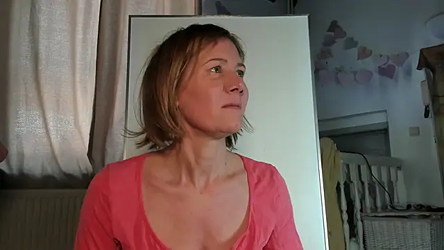 Lola Belgium online show from 16, 3, 2025