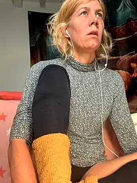 Lola Belgium online show from 12, 10, 2025