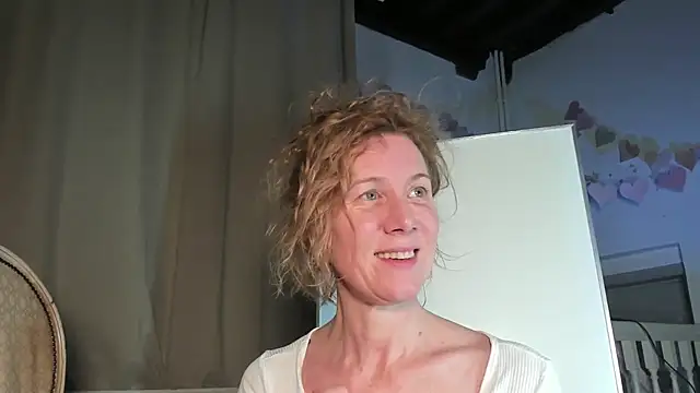 Lola Belgium online show from 19, 3, 2025