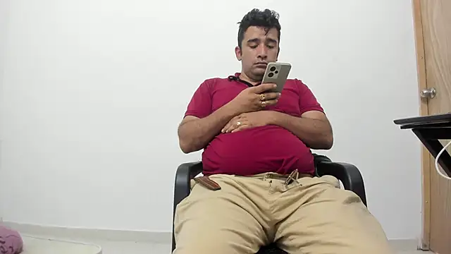 Snapshot of isearchcompany chatting on 27, 11, 2025 isearchcompany online show from 27, 11, 2025