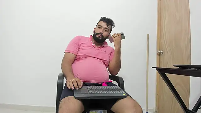 Snapshot of isearchcompany chatting on 16, 11, 2025 isearchcompany online show from 16, 11, 2025