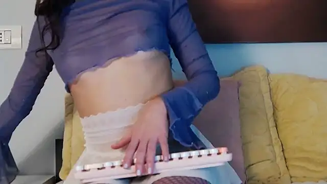 LucyKims online show from 30, 11, 2025