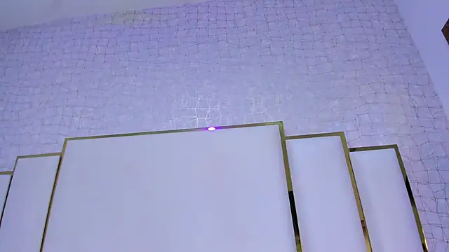 paola rodriguez online show from 10, 10, 2025