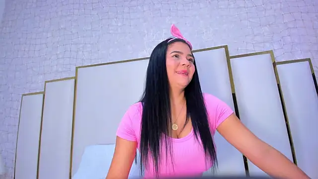 paola rodriguez online show from 11, 9, 2025