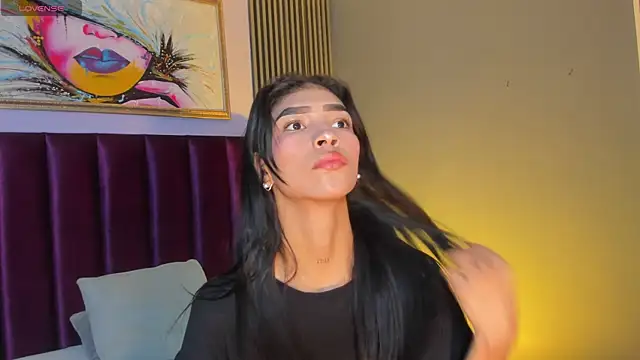 LauraAristizabal online show from 29, 5, 2026
