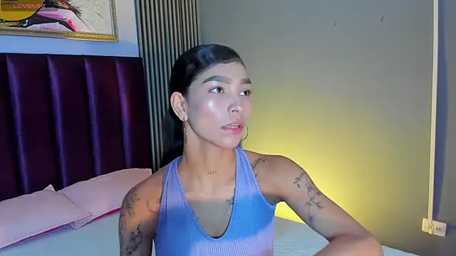 LauraAristizabal online show from 23, 5, 2026