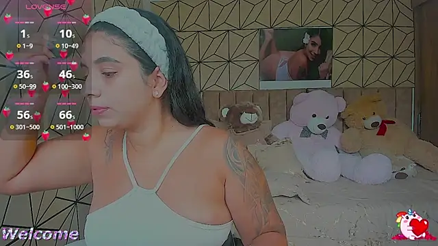 Snapshot of vane_lopez_ chatting on 14, 10, 2025 vane lopez online show from 14, 10, 2025