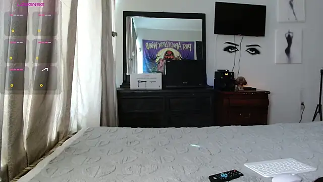 MINI Petite online show from 12, 10, 2025