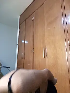 Snapshot of MINI_Petite chatting on 16, 6, 2026 MINI Petite online show from 16, 6, 2026