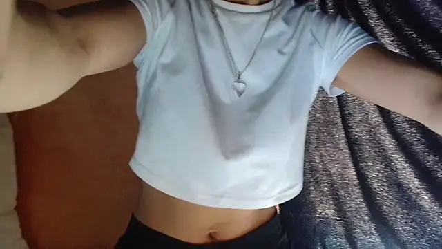 Snapshot of MINI_Petite chatting on 13, 7, 2026 MINI Petite online show from 13, 7, 2026