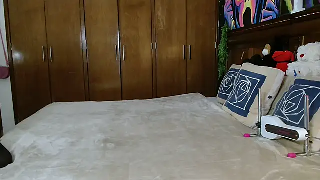 MINI Petite online show from 25, 1, 2025