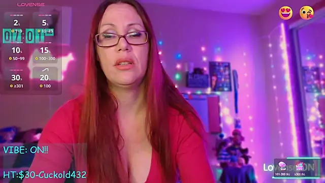 EmmaIsHere online show from 6, 11, 2025