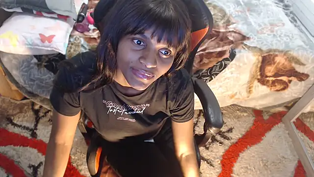 sexyjustin202 online show from 3, 2, 2026