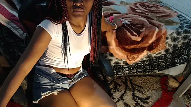 sexyjustin202 online show from 16, 6, 2026