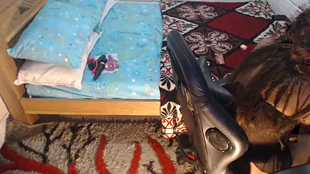 sexyjustin202 online show from 23, 3, 2026