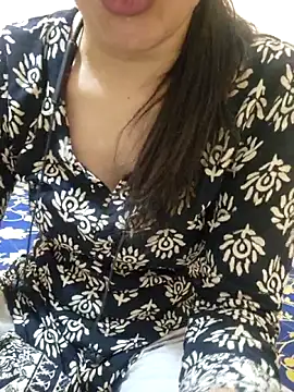 Snapshot of CuteSarikaLIVE chatting on 28, 5, 2026 CuteSarikaLIVE online show from 28, 5, 2026