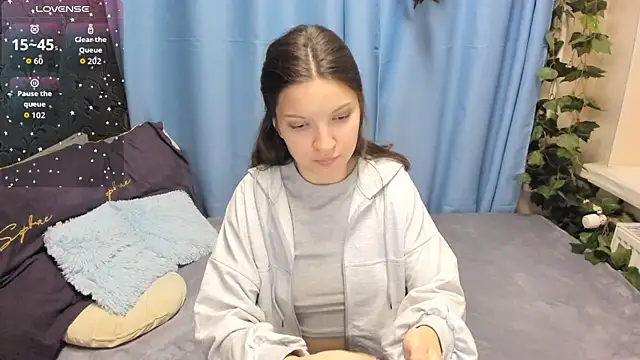 Snapshot of MelaniGrand chatting on 14, 11, 2025 MelaniGrand online show from 14, 11, 2025