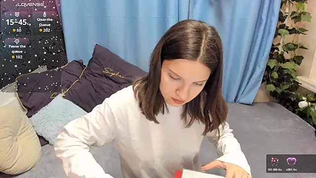 Snapshot of MelaniGrand chatting on 6, 11, 2025 MelaniGrand online show from 6, 11, 2025