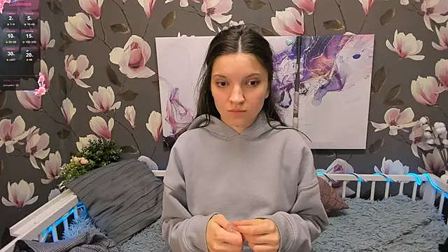 Snapshot of MelaniGrand chatting on 18, 12, 2024 MelaniGrand online show from 18, 12, 2024