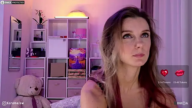 Karamelsw  online show from 13, 10, 2025