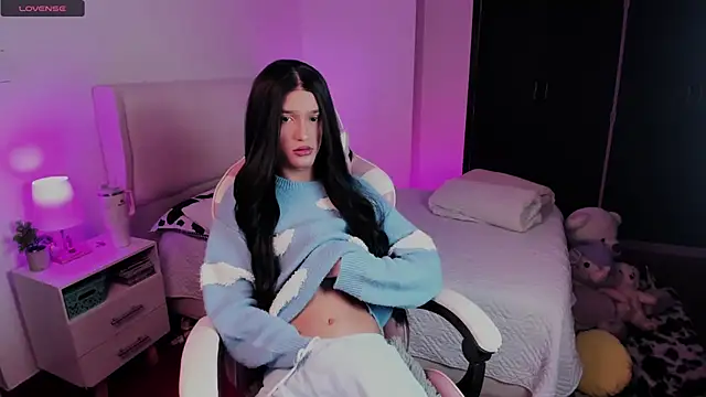 Snapshot of Ainhoads chatting on 18, 11, 2025 Ainhoads online show from 18, 11, 2025