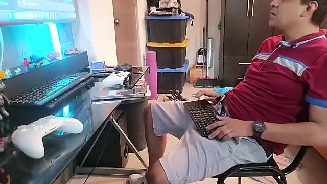 thor000089 online show from 28, 9, 2025