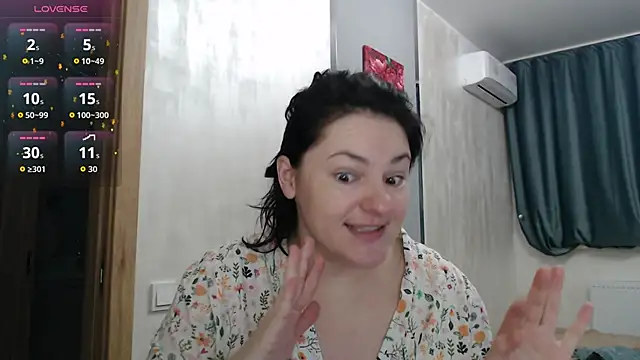 Snapshot of Stacy_Davice chatting on 7, 11, 2025 Stacy Davice online show from 7, 11, 2025