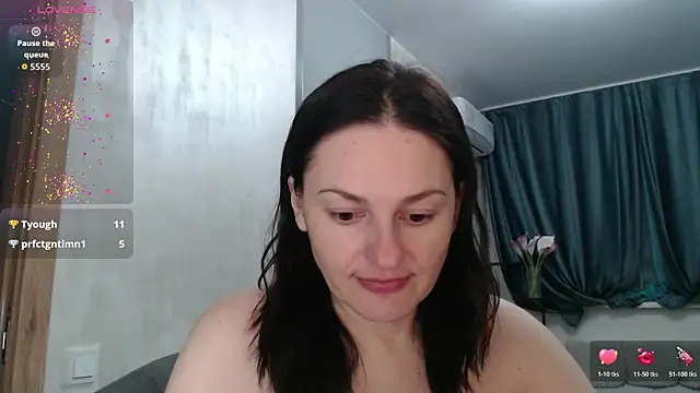 Stacy Davice online show from 12, 4, 2026