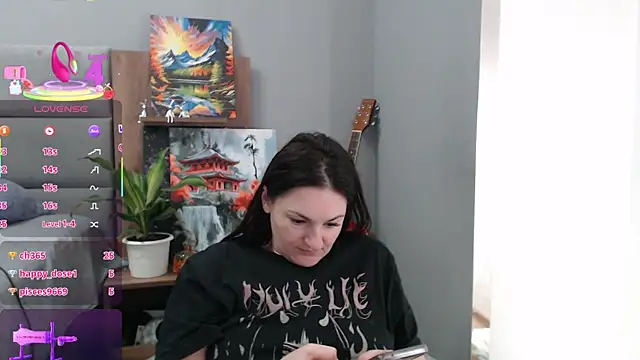 Stacy Davice online show from 16, 3, 2025