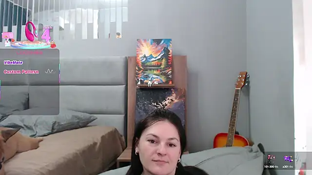 Stacy Davice online show from 4, 3, 2025