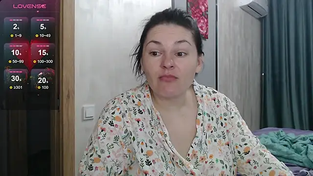 Snapshot of Stacy_Davice chatting on 7, 10, 2025 Stacy Davice online show from 7, 10, 2025