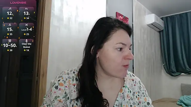 Snapshot of Stacy_Davice chatting on 6, 11, 2025 Stacy Davice online show from 6, 11, 2025