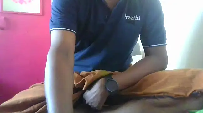 Snapshot of Mallupaiyanaachu chatting on 14, 3, 2025 Mallupaiyanaachu online show from 14, 3, 2025