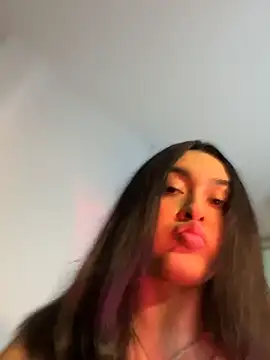 Snapshot of MiahWindsor chatting on 19, 3, 2026 MiahWindsor online show from 19, 3, 2026