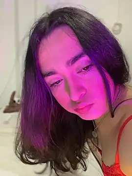 Snapshot of MiahWindsor chatting on 16, 11, 2025 MiahWindsor online show from 16, 11, 2025