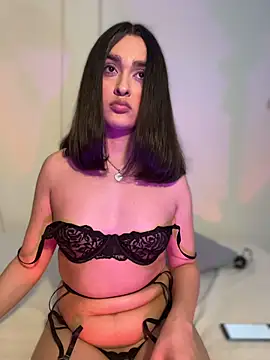 Snapshot of MiahWindsor chatting on 14, 1, 2026 MiahWindsor online show from 14, 1, 2026