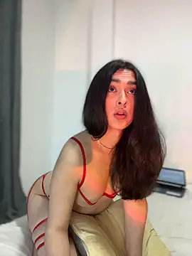 Snapshot of MiahWindsor chatting on 16, 11, 2025 MiahWindsor online show from 16, 11, 2025