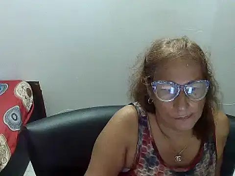 Snapshot of charrysexy1 chatting on 11, 12, 2024 charrysexy1 online show from 11, 12, 2024
