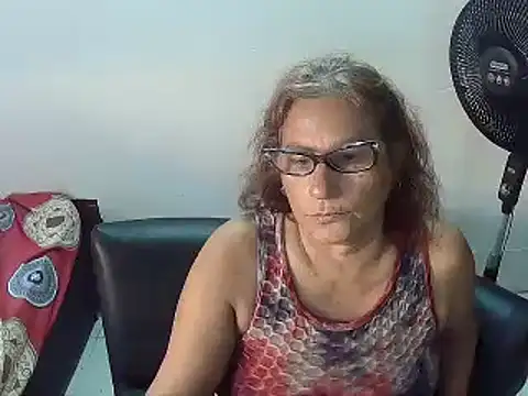Snapshot of charrysexy1 chatting on 3, 12, 2024 charrysexy1 online show from 3, 12, 2024
