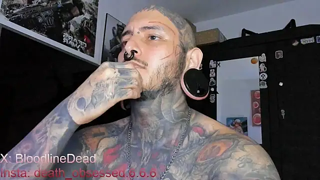 Snapshot of DEATHINK666XX chatting on 12, 3, 2025 DEATHINK666XX online show from 12, 3, 2025
