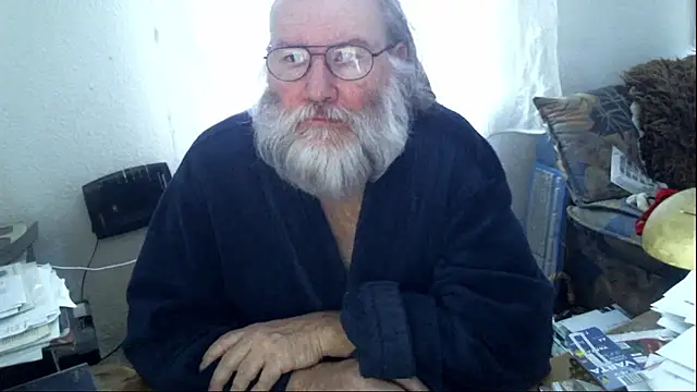 Snapshot of SexySantaC chatting on 18, 2, 2025 SexySantaC online show from 18, 2, 2025