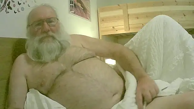 Snapshot of SexySantaC chatting on 5, 5, 2026 SexySantaC online show from 5, 5, 2026