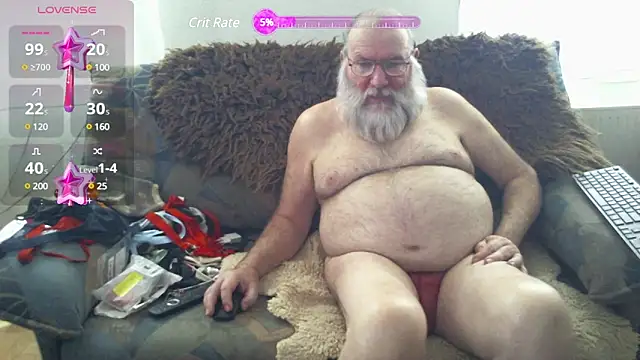 Snapshot of SexySantaC chatting on 17, 2, 2025 SexySantaC online show from 17, 2, 2025